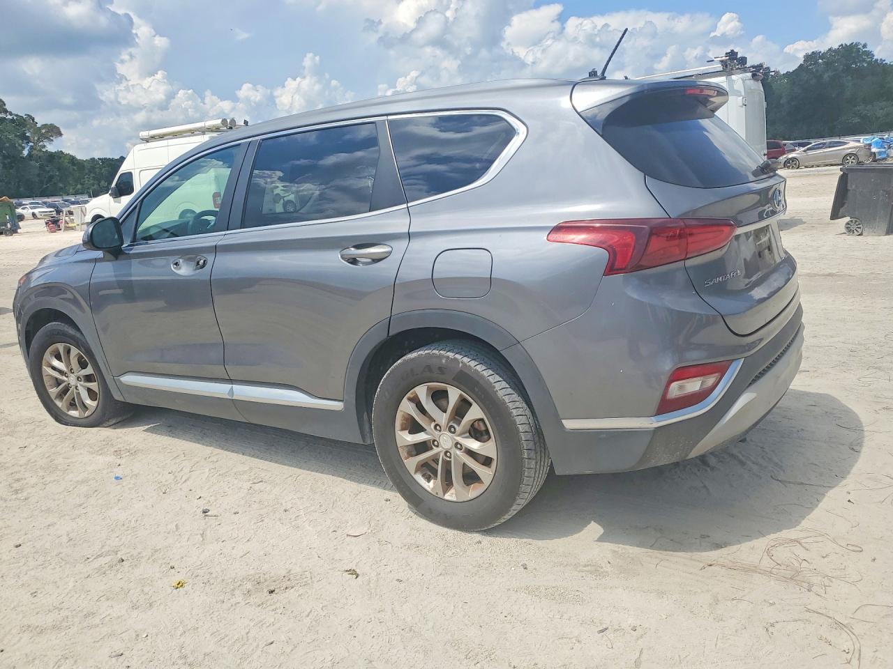 2019 Hyundai Santa Fe Se - zdjęcie 2