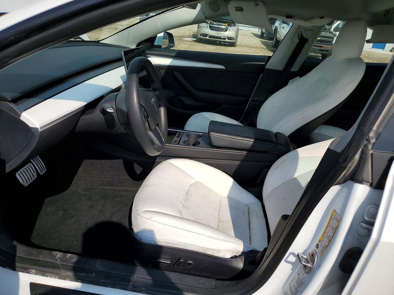 2023 Tesla 3 - zdjęcie 7