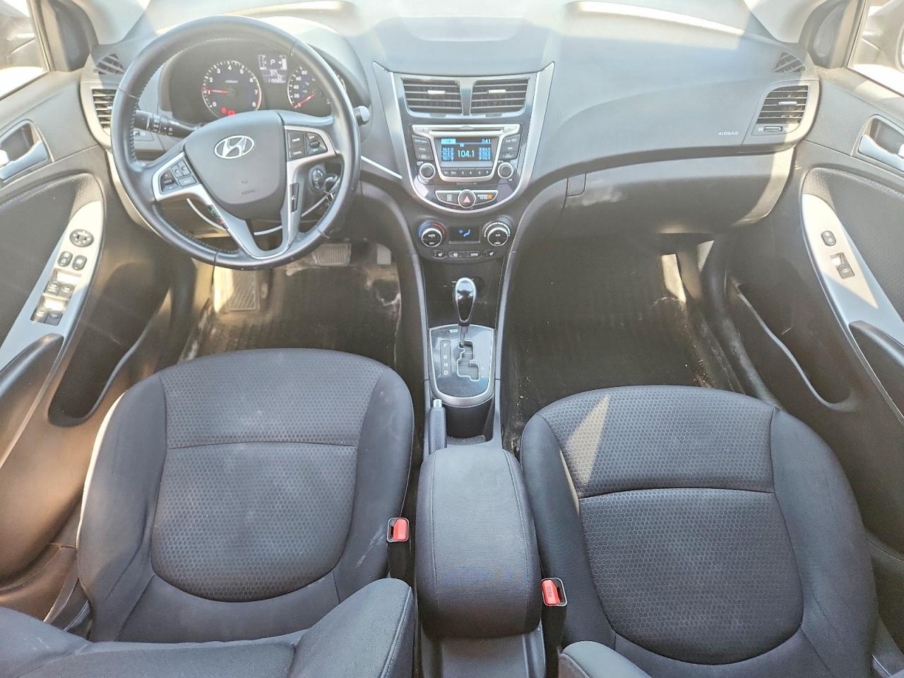 2017 Hyundai Accent Se - zdjęcie 8