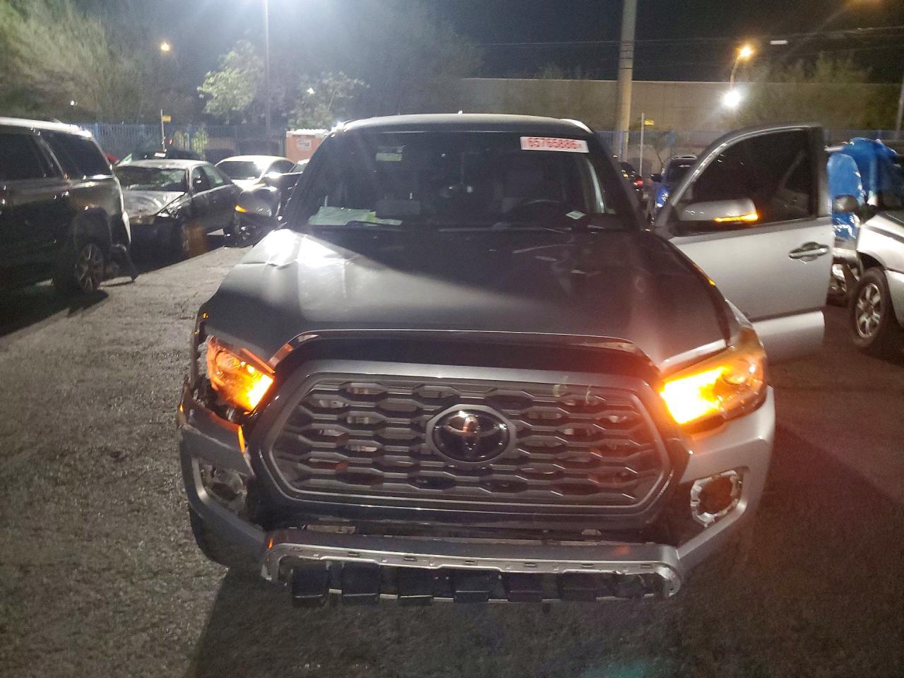 2021 Toyota Tacoma Trd Sport - zdjęcie 5