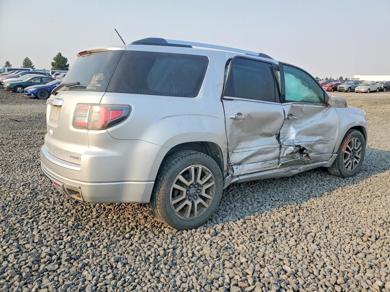 2013 GMC Acadia Denali - zdjęcie 3