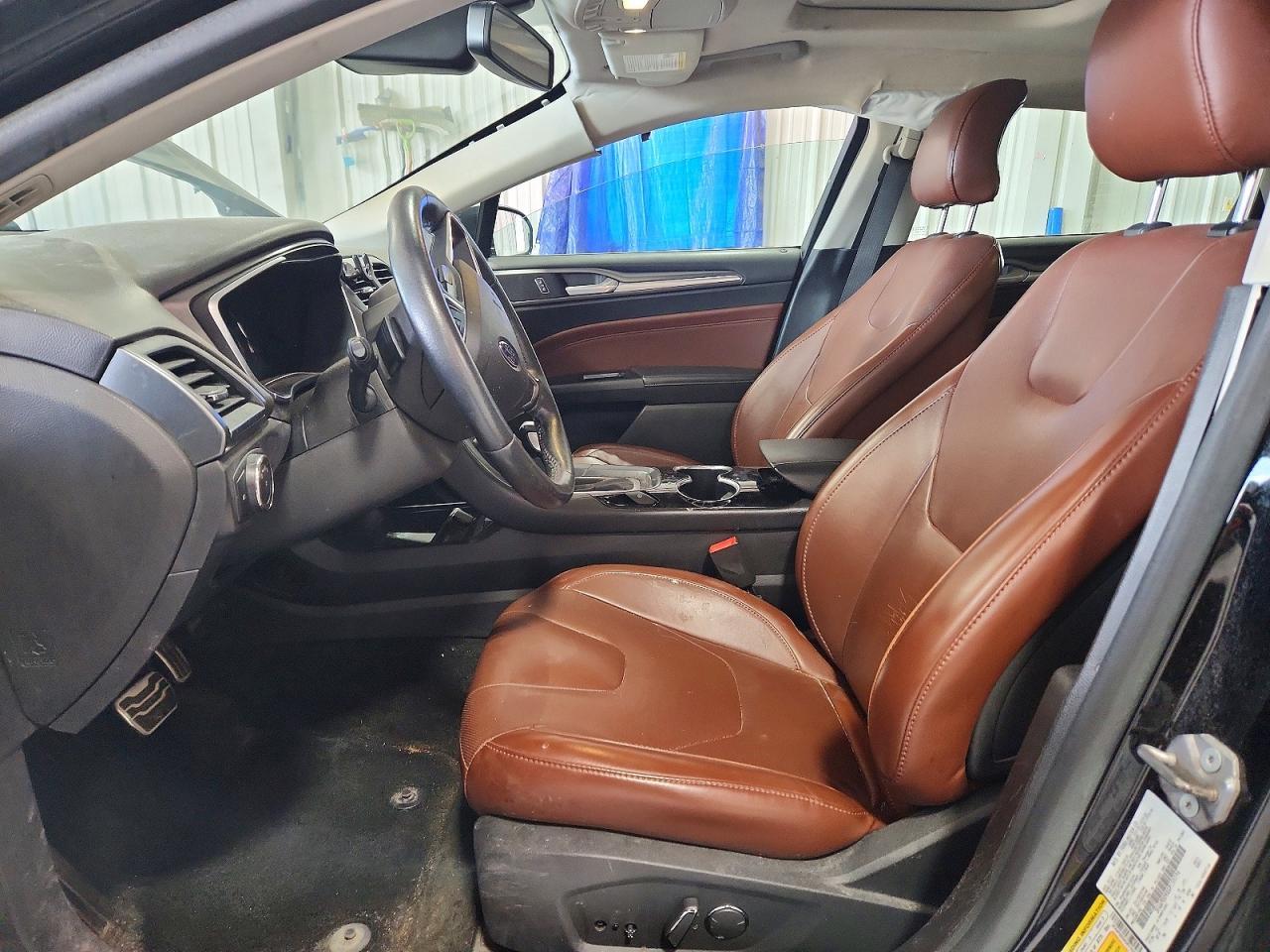 2016 Ford Fusion Titanium - zdjęcie 7