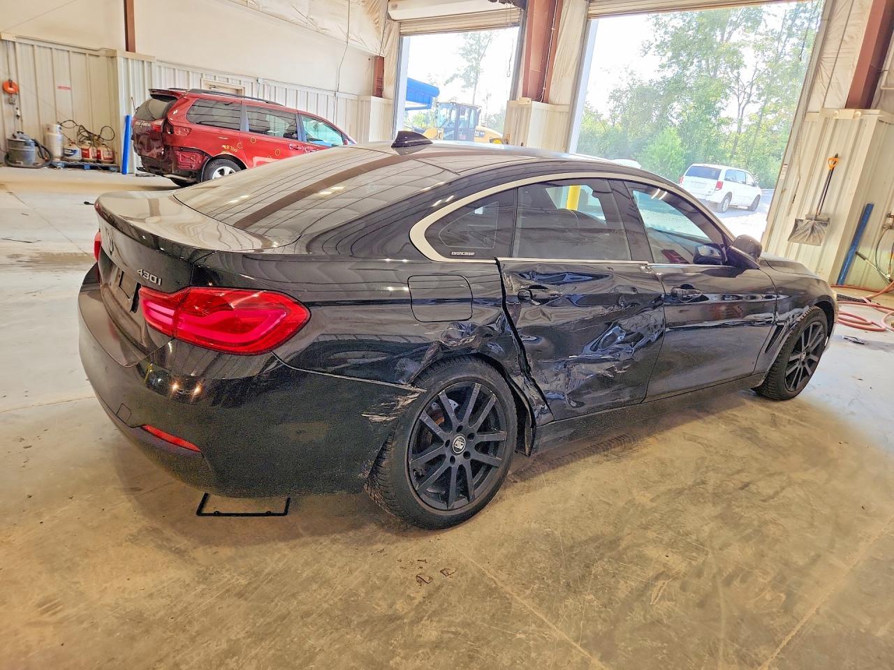 2019 BMW Seria 4 430i - zdjęcie 3