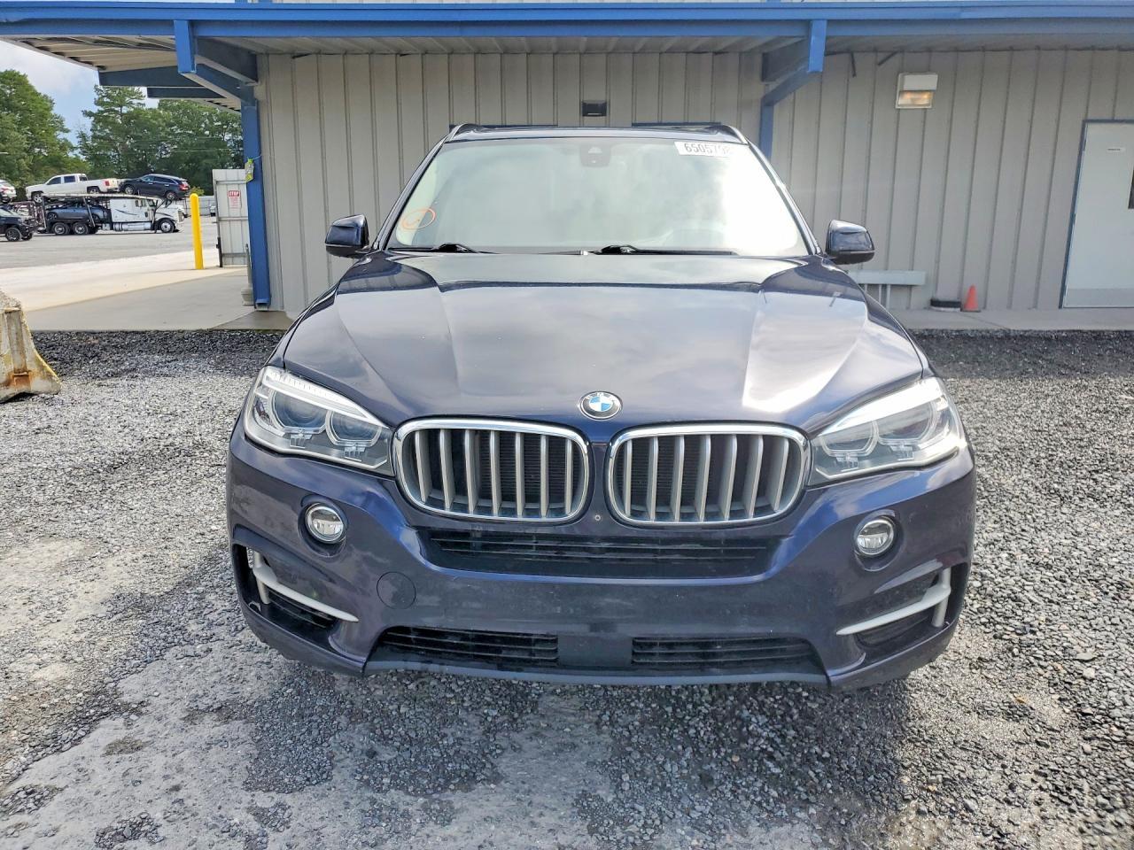 2015 BMW X5 xDrive50I - zdjęcie 5