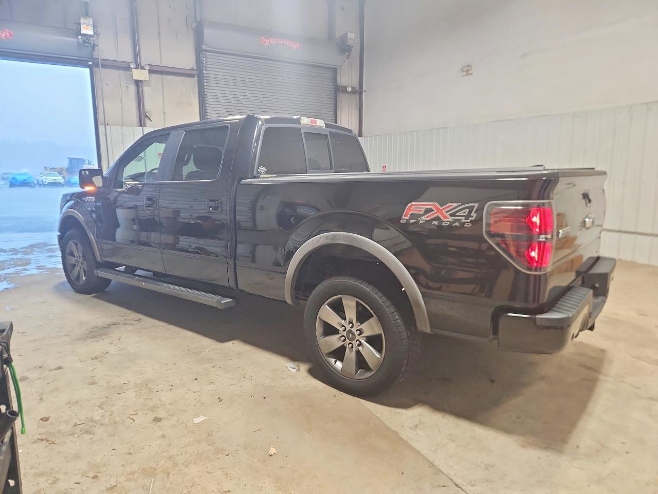 2014 Ford F150 Supercrew - zdjęcie 2