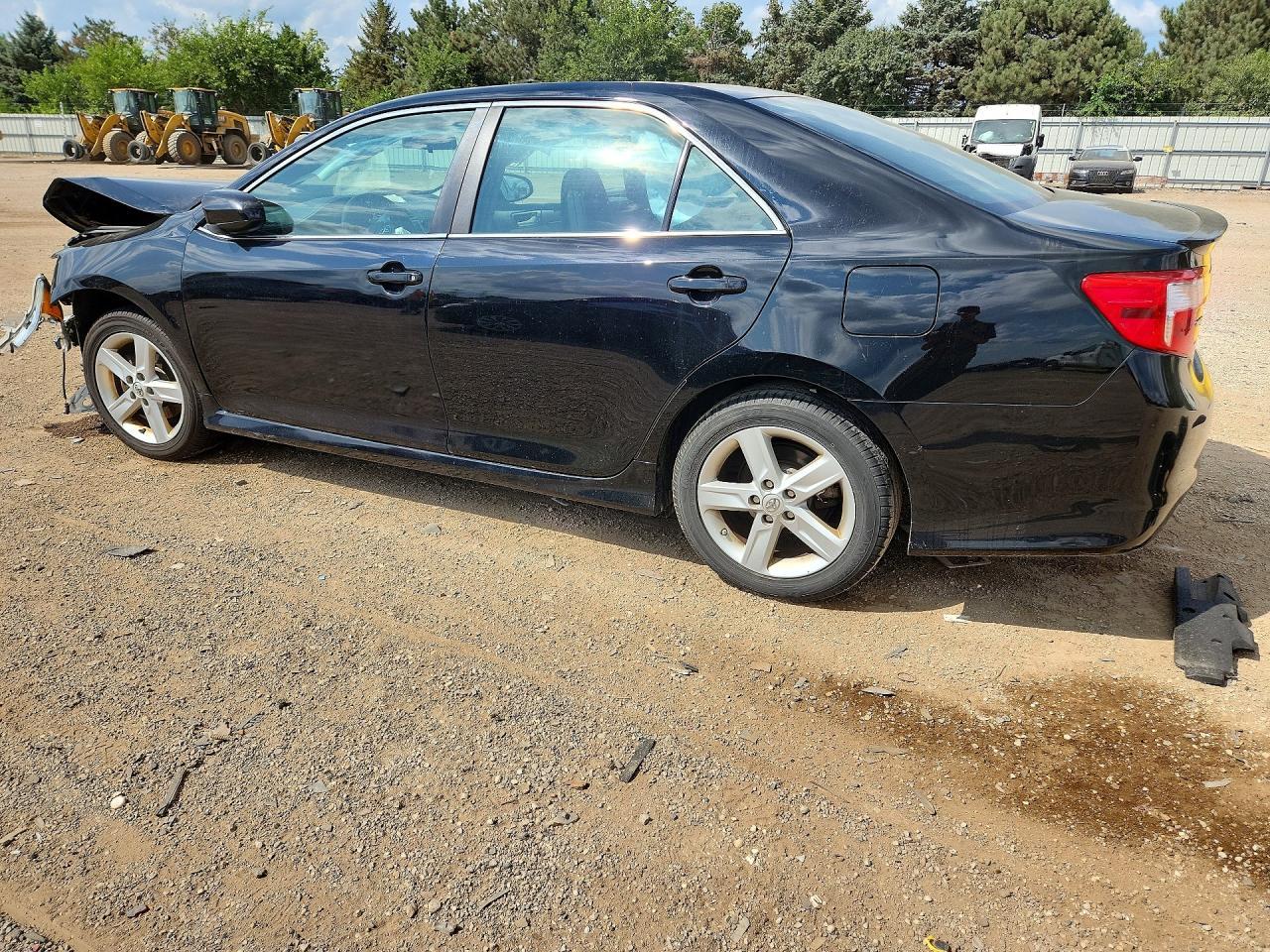 2013 Toyota Camry Se - zdjęcie 2