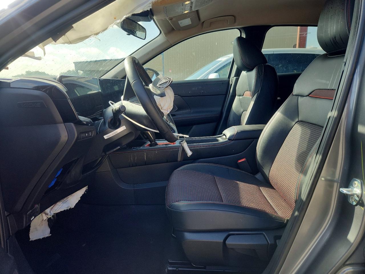 2026 Nissan Kicks Sr - zdjęcie 7