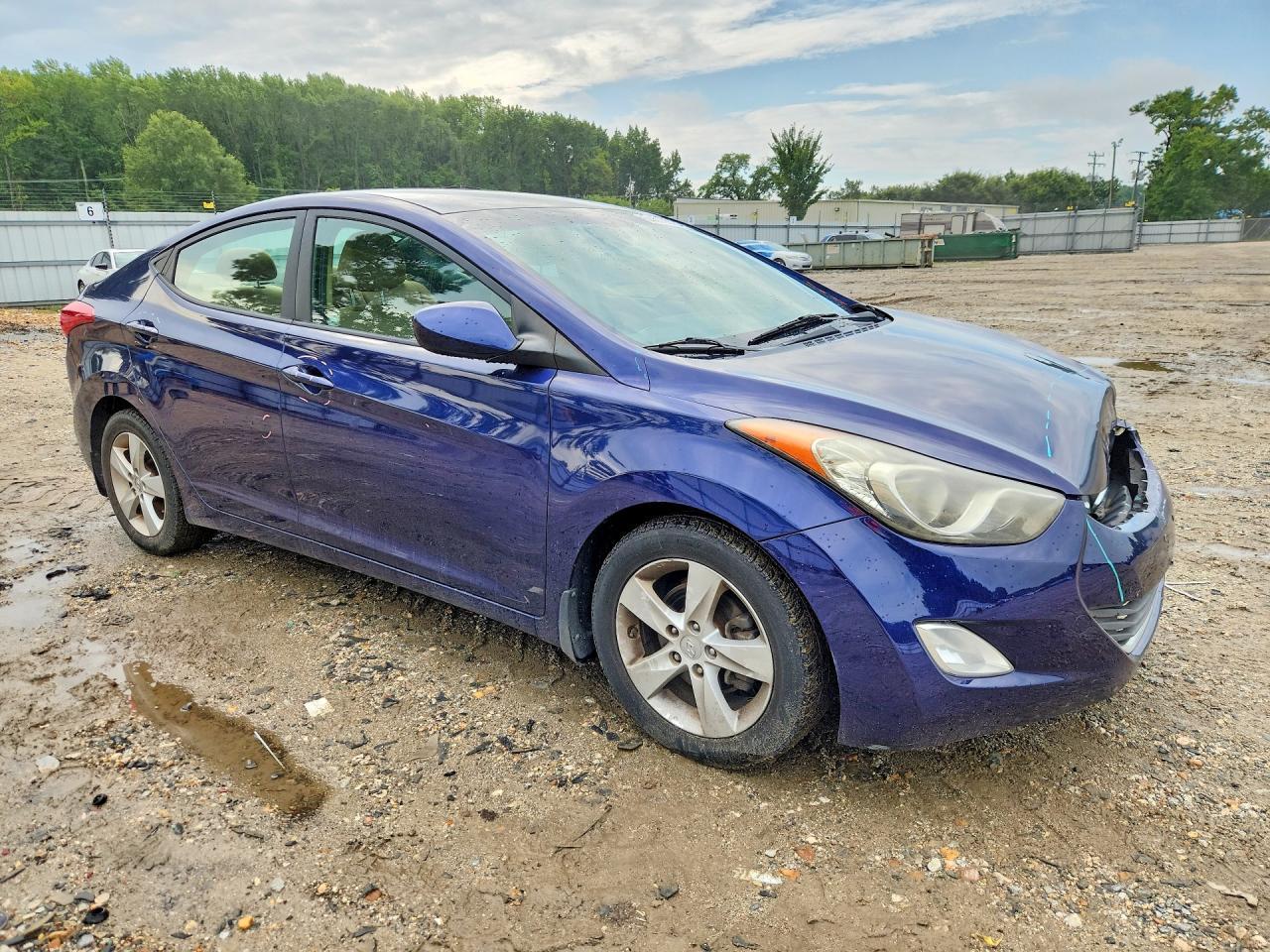 2013 Hyundai Elantra Gls - zdjęcie 4