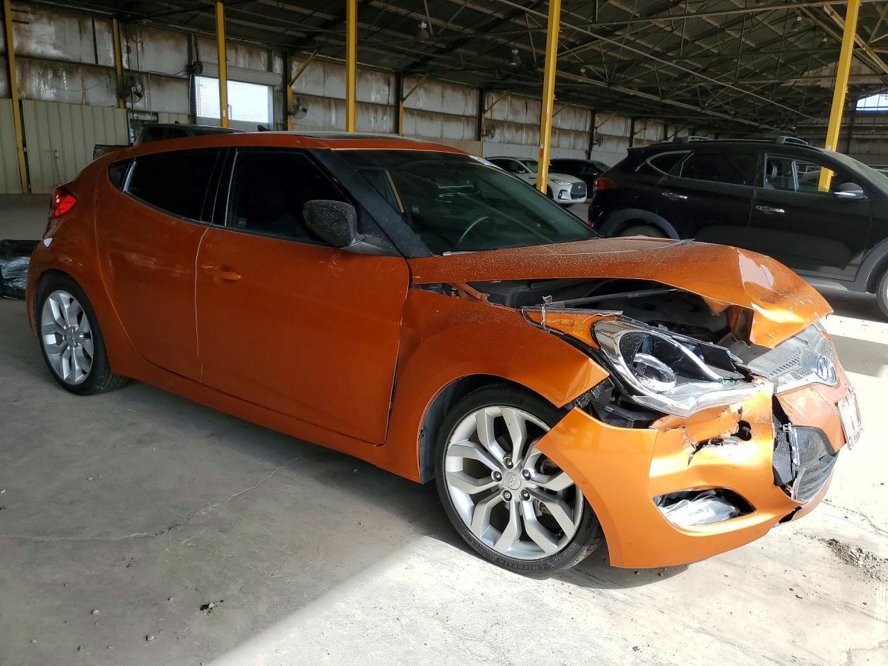 2013 Hyundai Veloster Base - zdjęcie 4