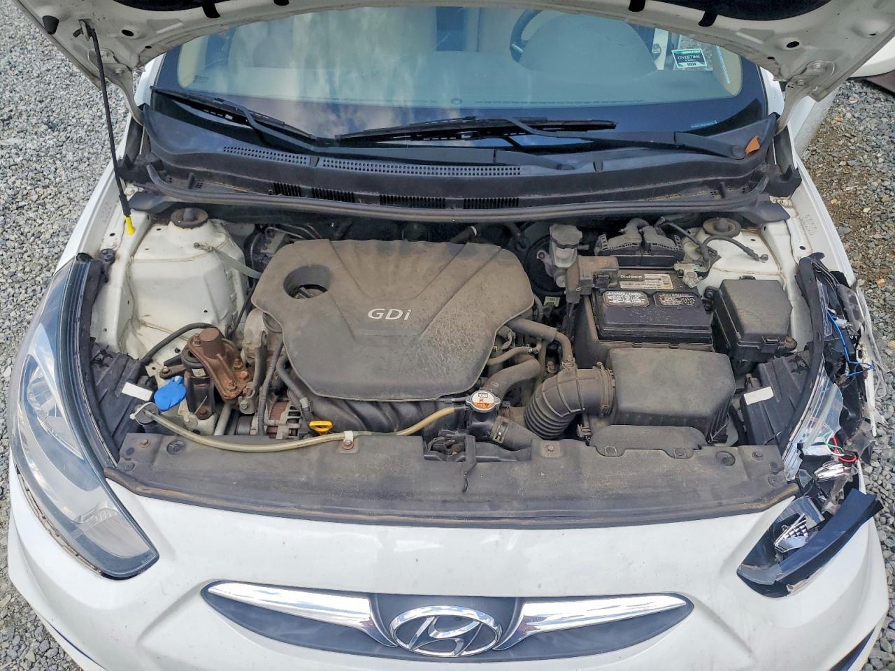 2013 Hyundai Accent Gls - zdjęcie 11