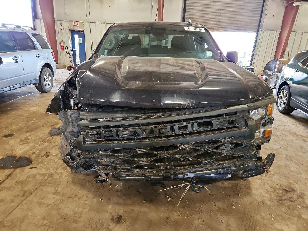 2023 Chevrolet Silverado K1500 Custom - zdjęcie 5