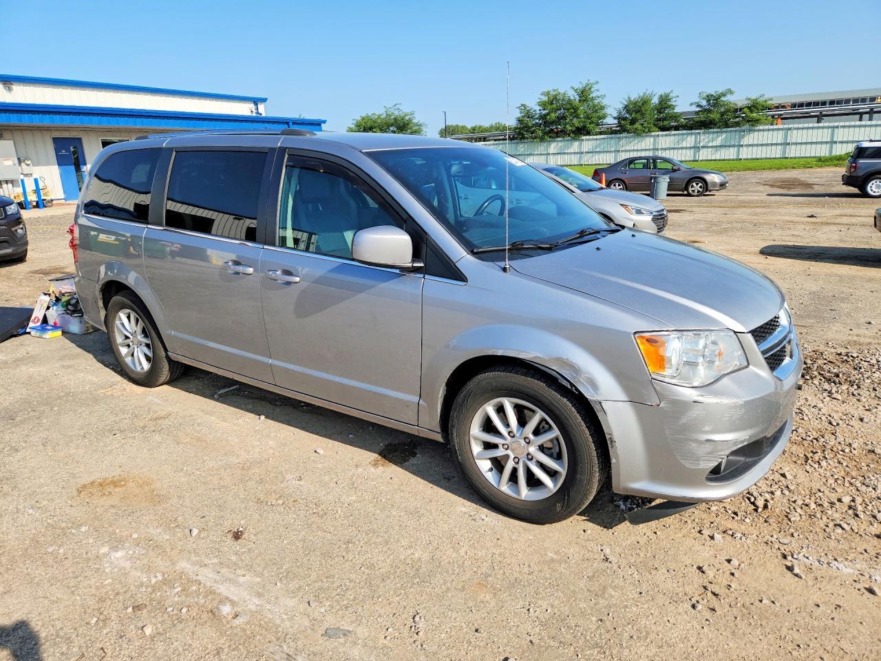 2019 Dodge Grand Caravan Sxt - zdjęcie 4