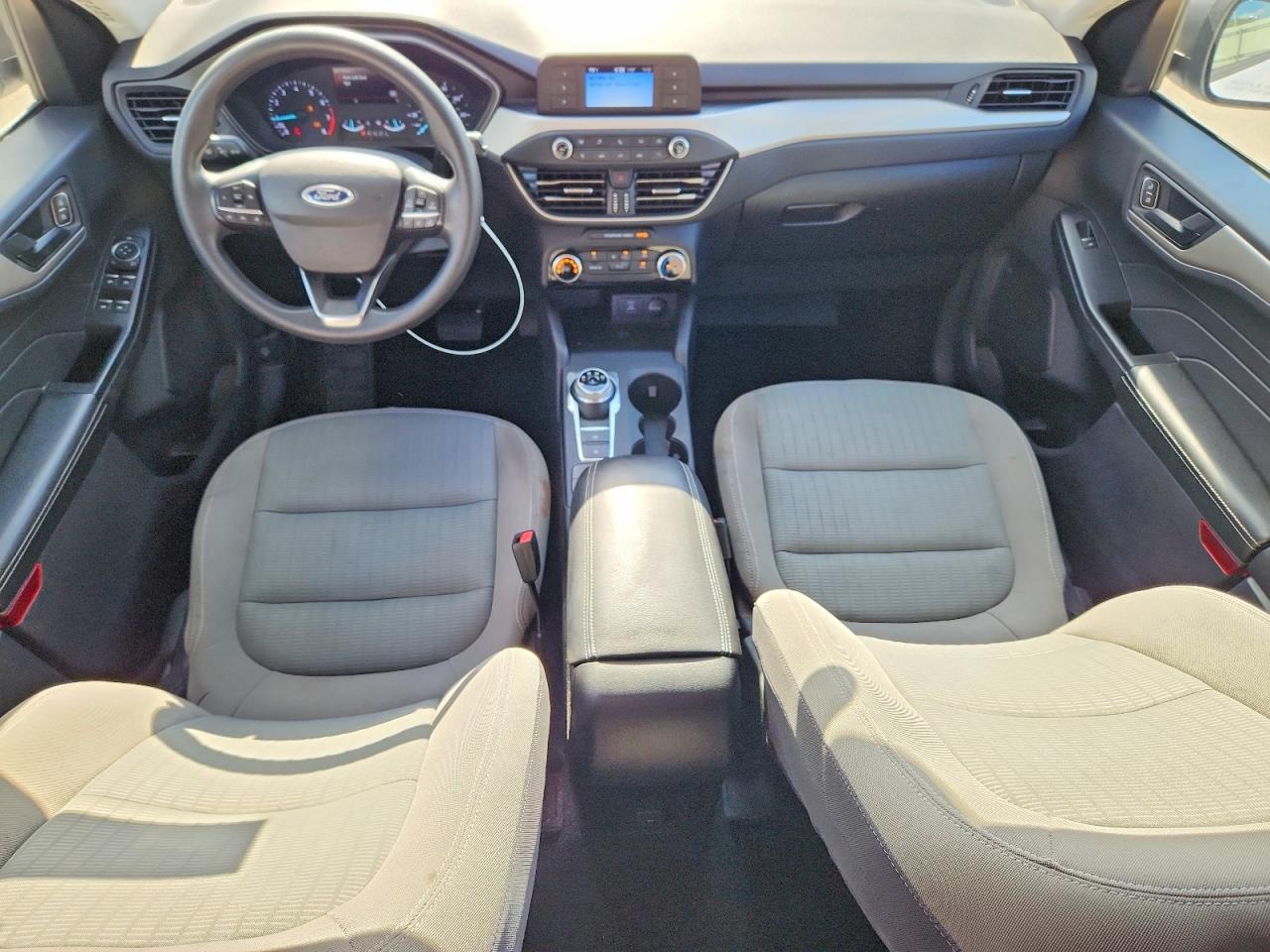 2022 Ford Escape S - zdjęcie 8