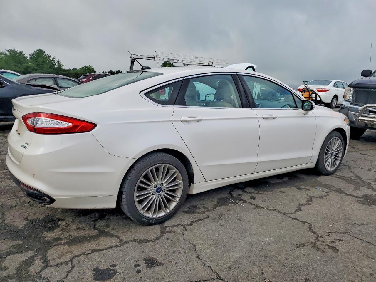 2016 Ford Fusion Se - zdjęcie 3