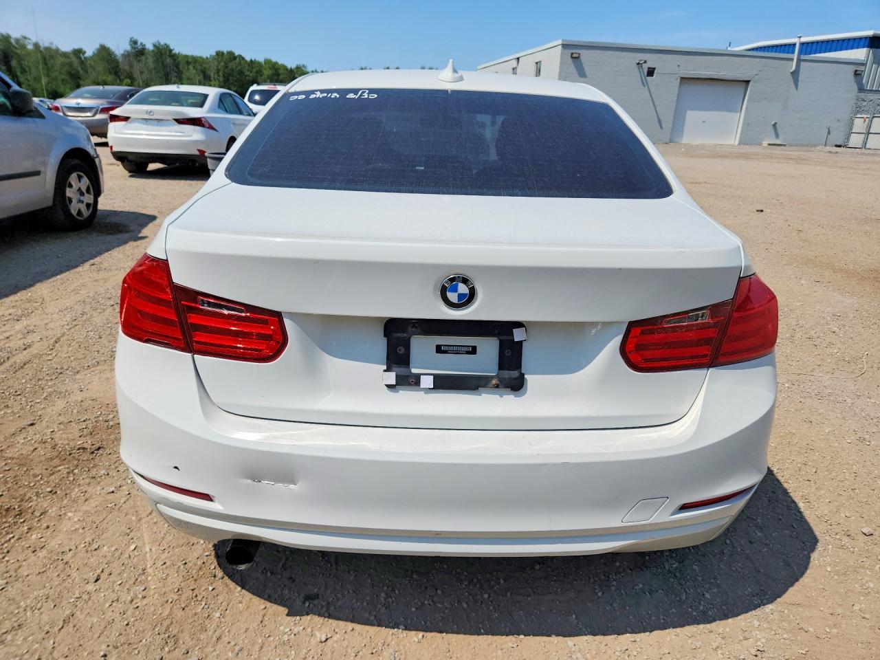 2014 BMW 320 I xDrive - zdjęcie 6