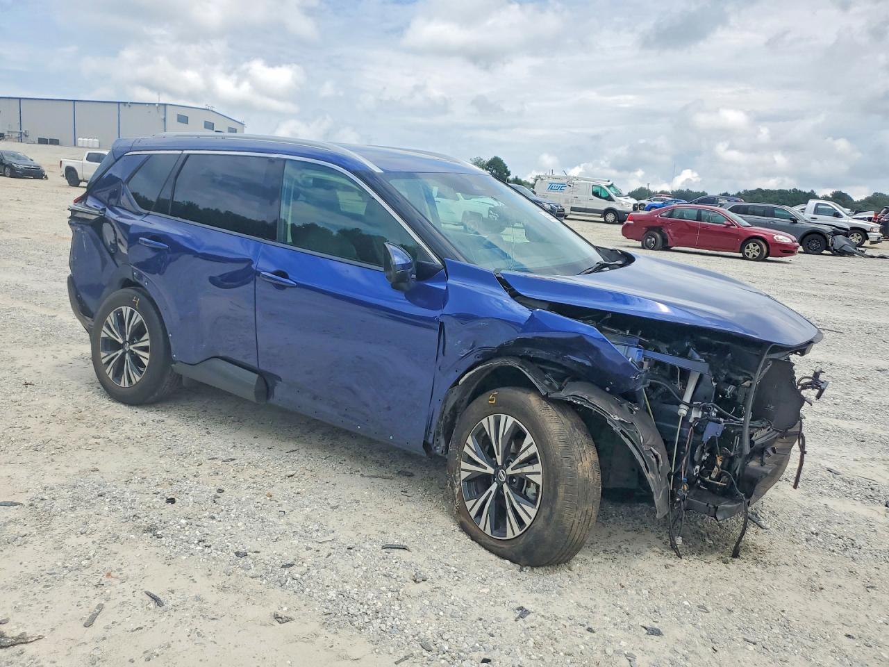 2021 Nissan Rogue Sv - zdjęcie 4