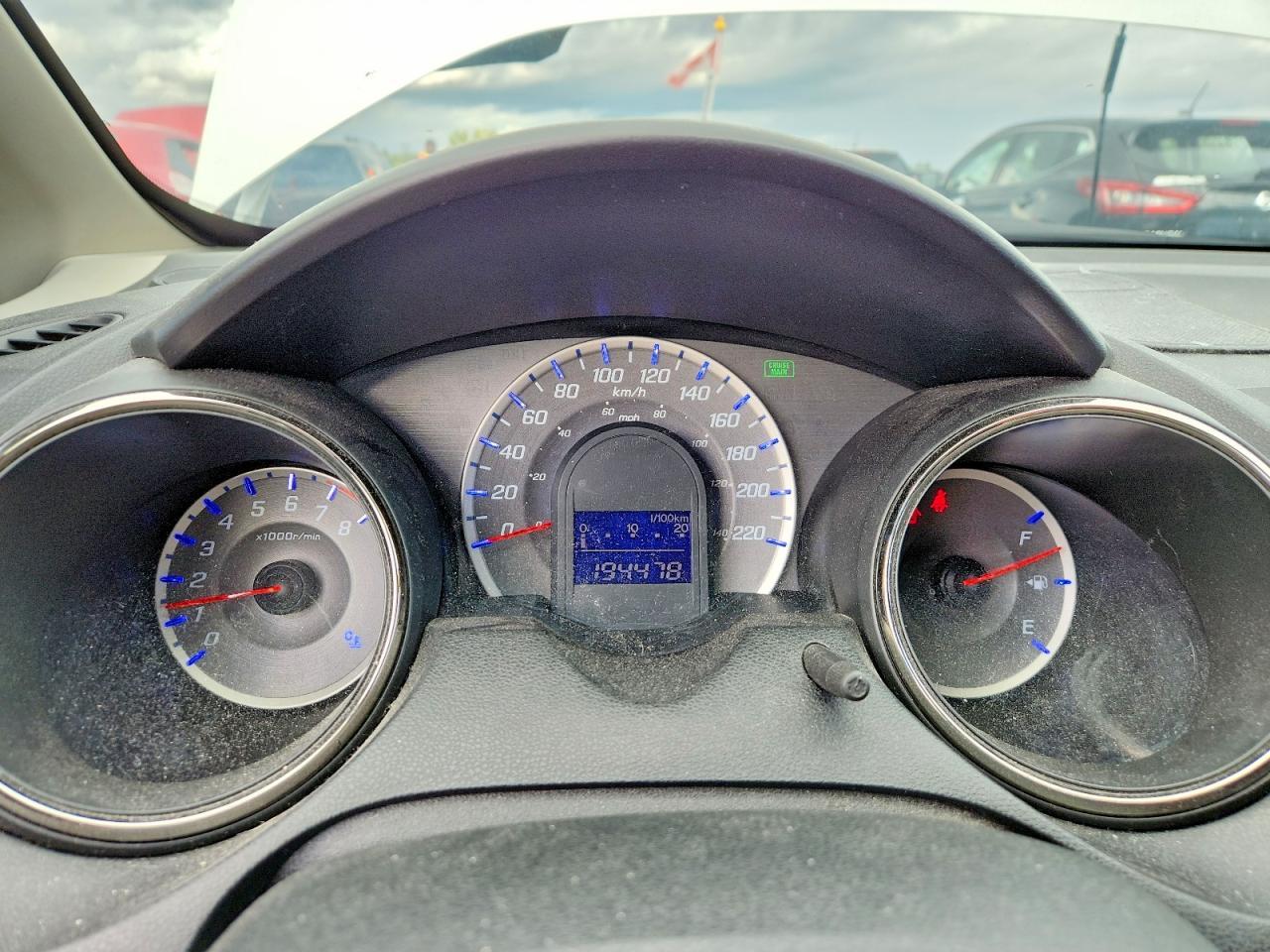 2014 Honda Fit Sport - zdjęcie 9