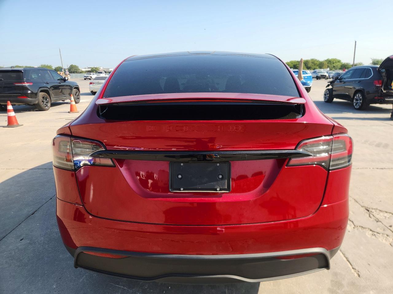 2026 Tesla Model X - zdjęcie 6