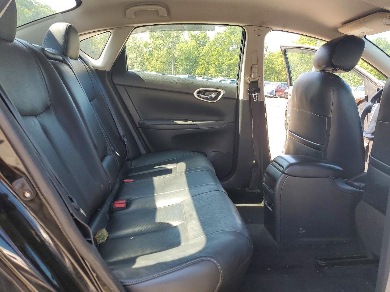 2015 Nissan Sentra S - zdjęcie 10