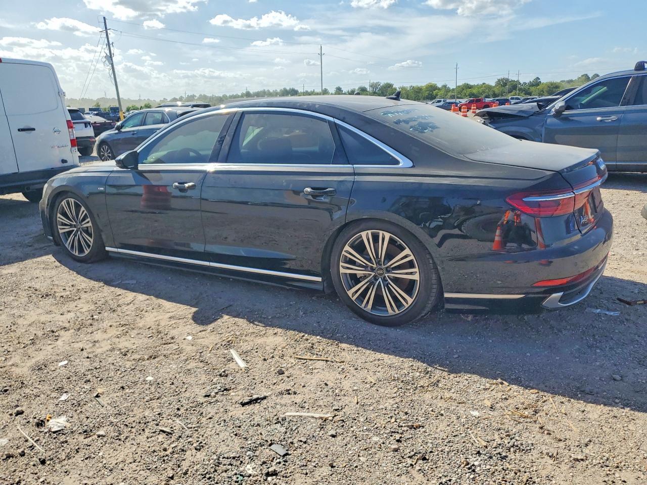 2023 Audi A8 L - zdjęcie 2