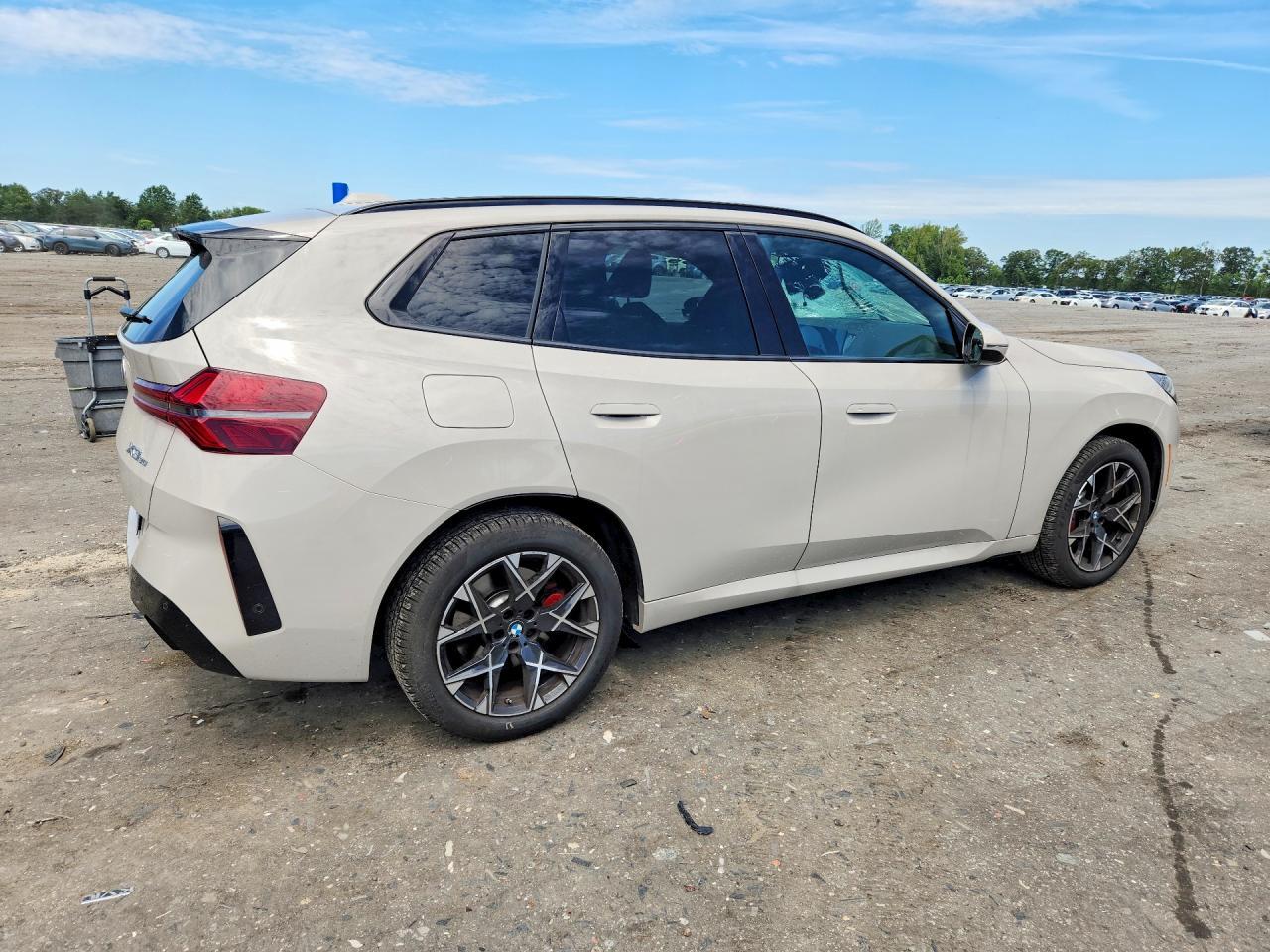 2026 BMW X3 30 xDrive - zdjęcie 3