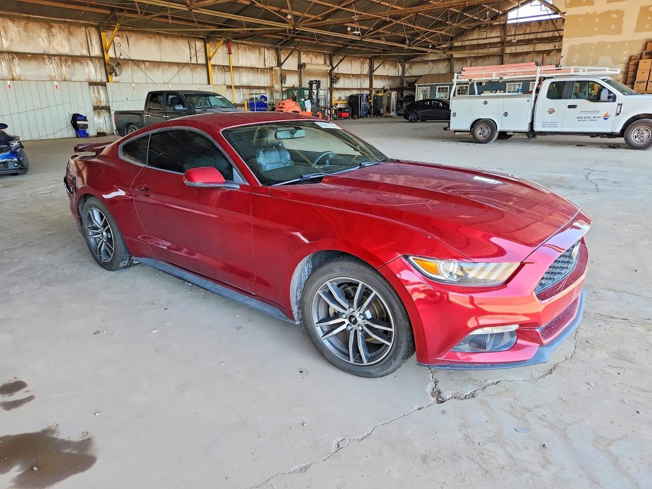 2015 Ford Mustang - zdjęcie 4