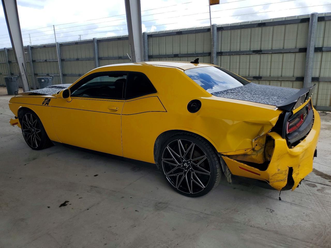 2017 Dodge Challenger R/T - zdjęcie 2