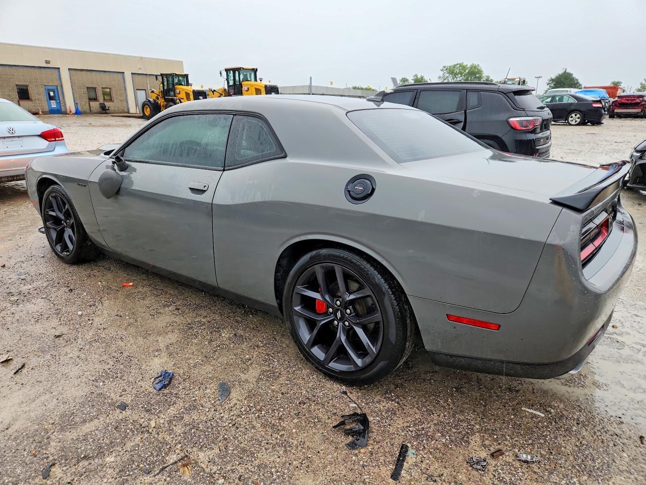 2019 Dodge Challenger R/T - zdjęcie 2