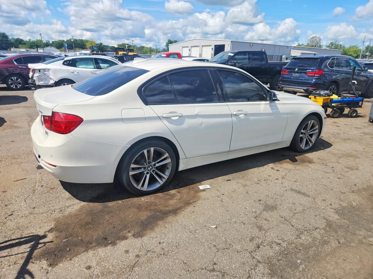 2014 BMW 328 Xi Sulev - zdjęcie 3
