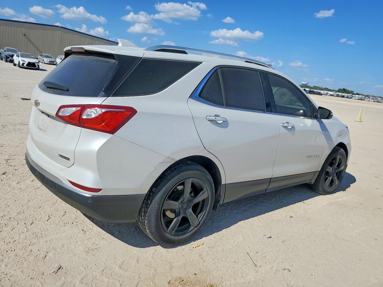 2018 Chevrolet Equinox Premier - zdjęcie 3