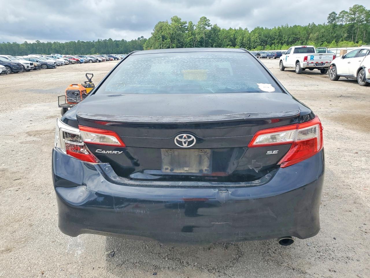 2013 Toyota Camry Se - zdjęcie 6