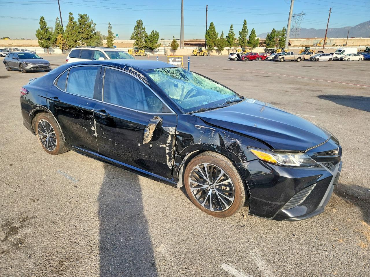 2019 Toyota Camry Se - zdjęcie 4