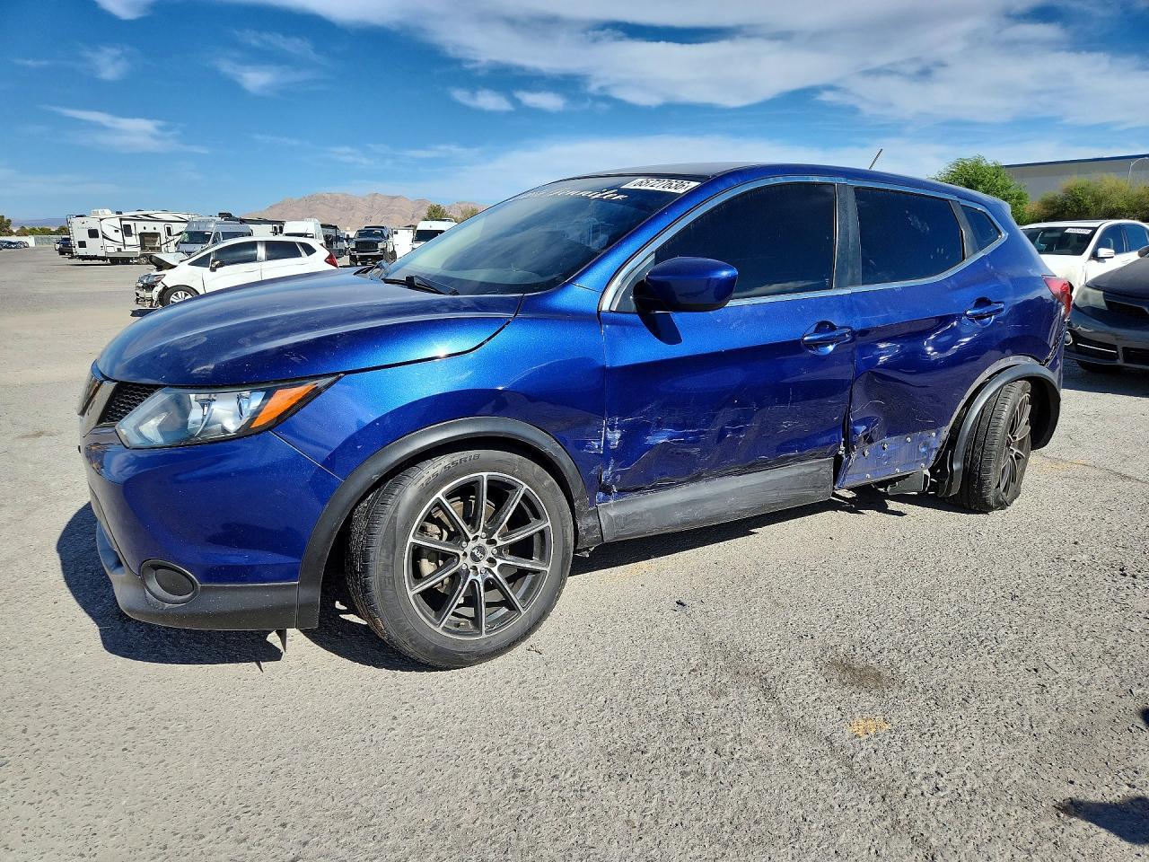 2019 Nissan Rogue Sport S - zdjęcie główne