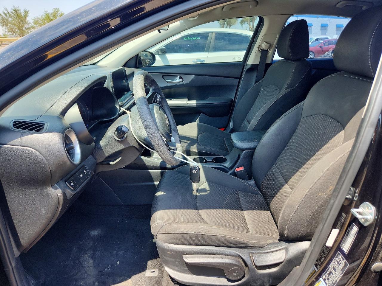 2019 Kia Forte Lxs - zdjęcie 7