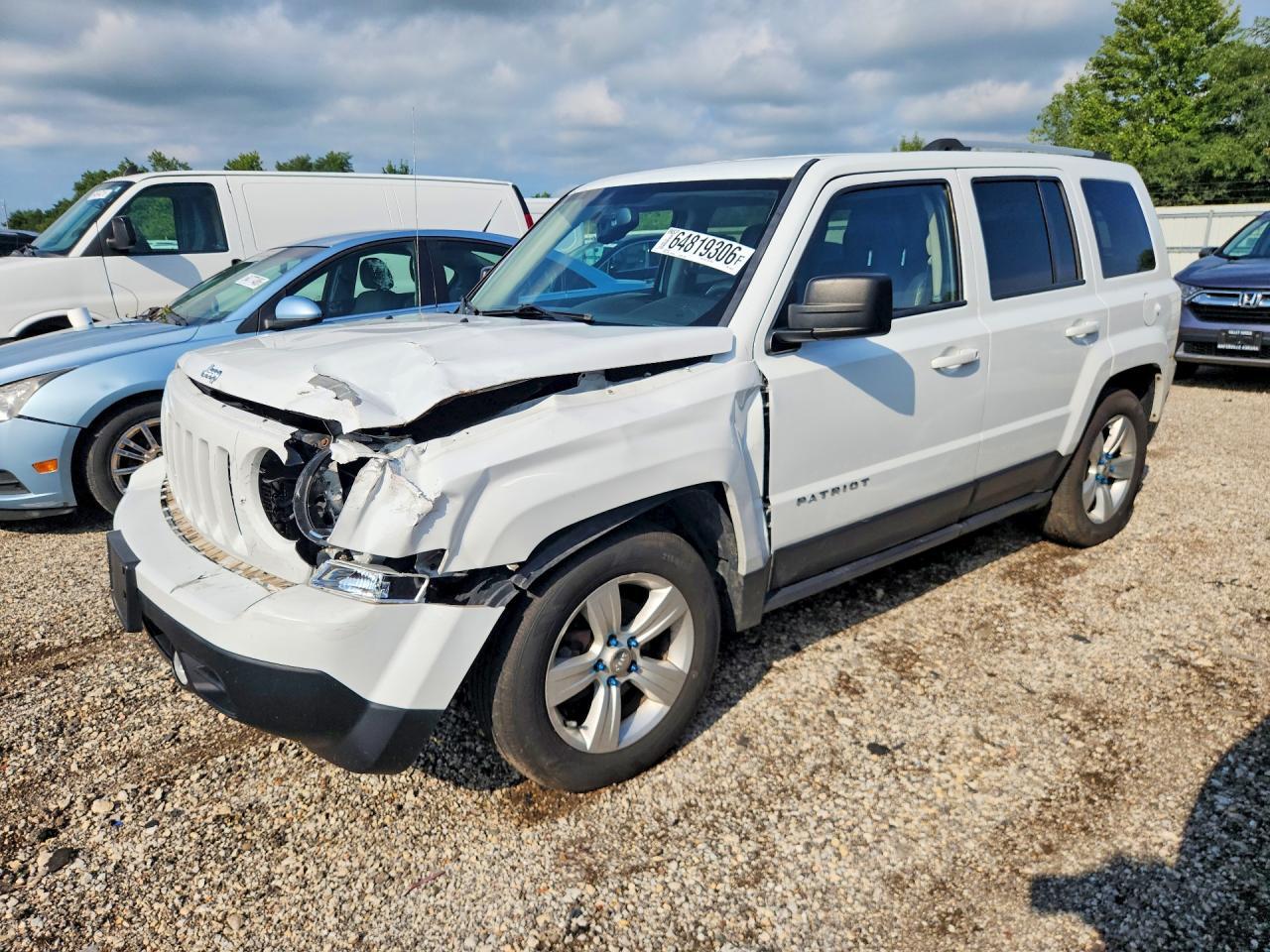 2015 Jeep Patriot Limited - zdjęcie główne