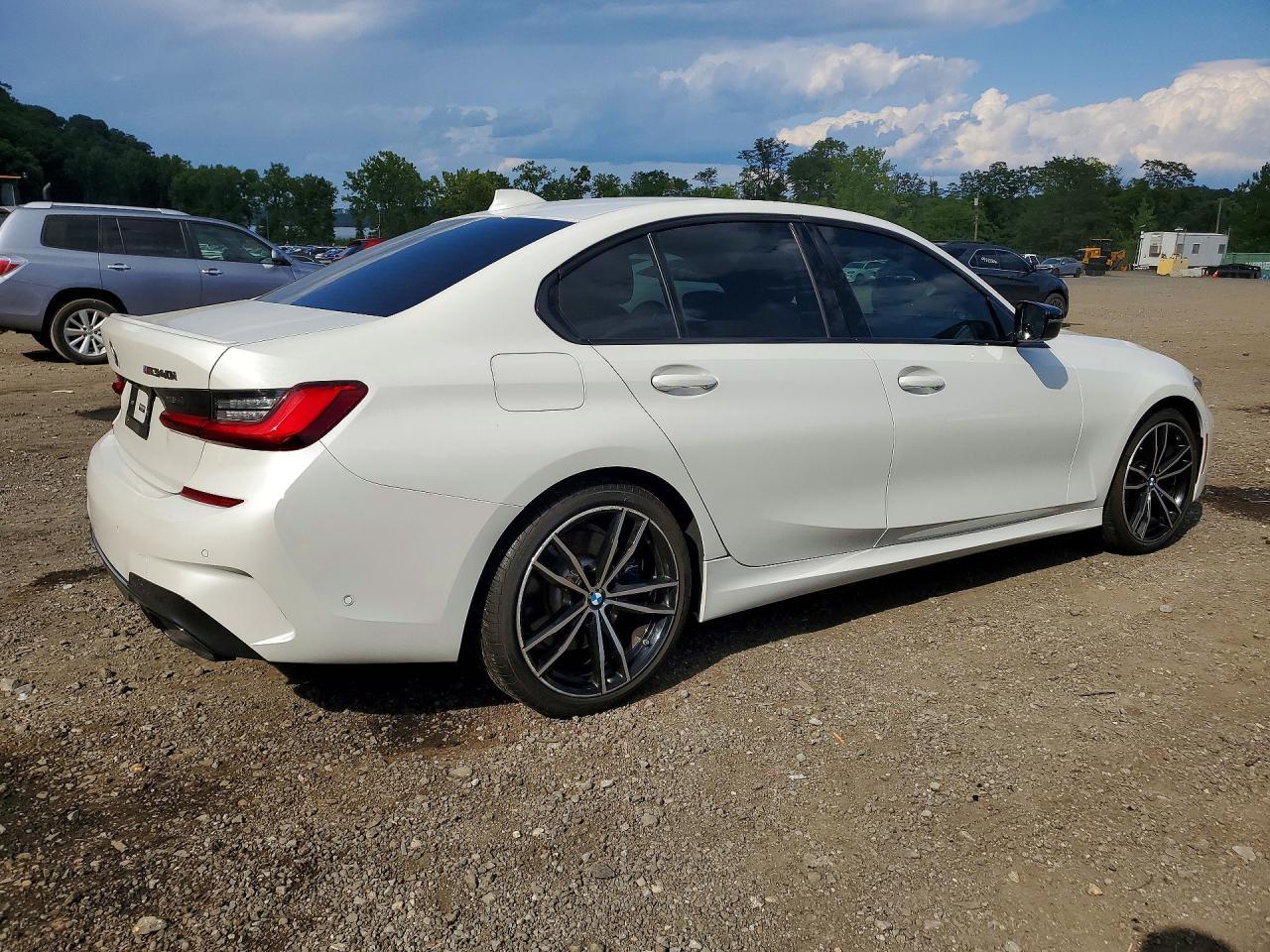 2021 BMW M340Xi - zdjęcie 3