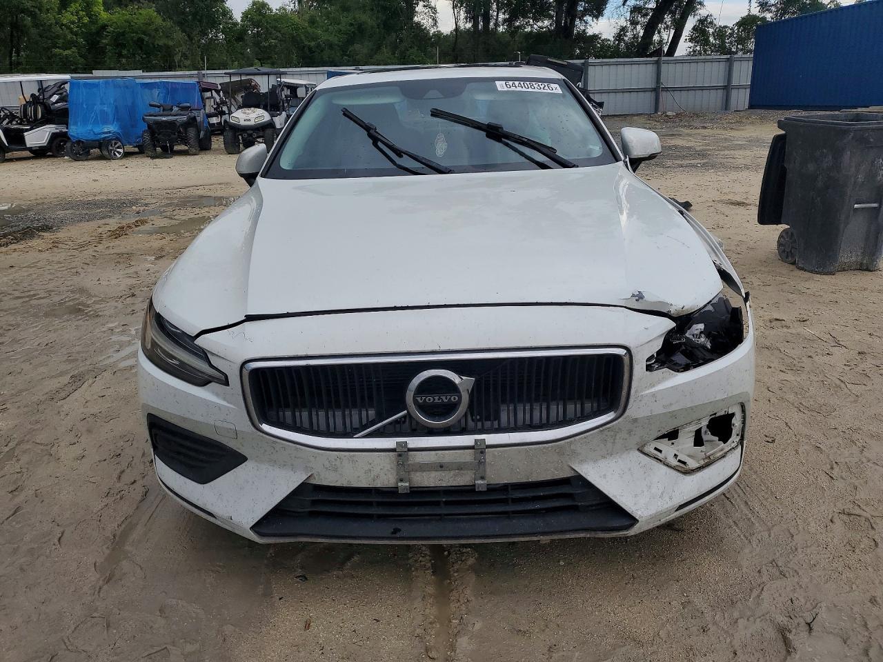 2020 Volvo S60 T5 Momentum - zdjęcie 5