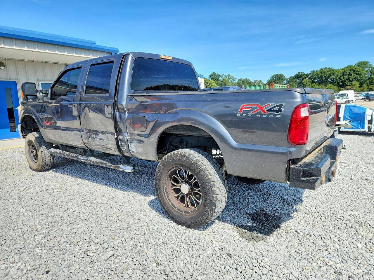 2015 Ford F250 Super Duty - zdjęcie 2
