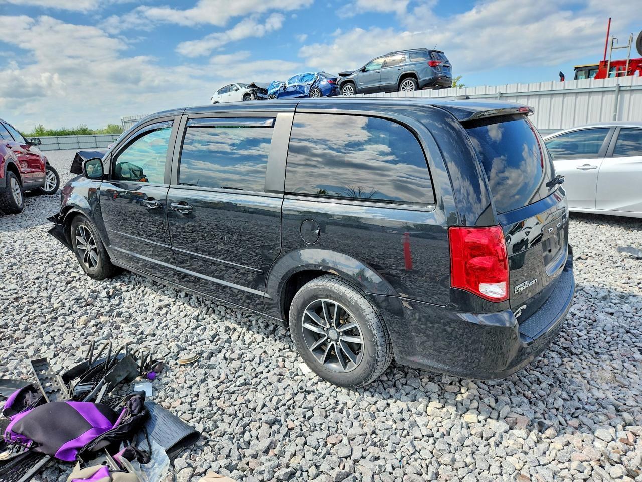 2016 Dodge Grand Caravan Se - zdjęcie 2