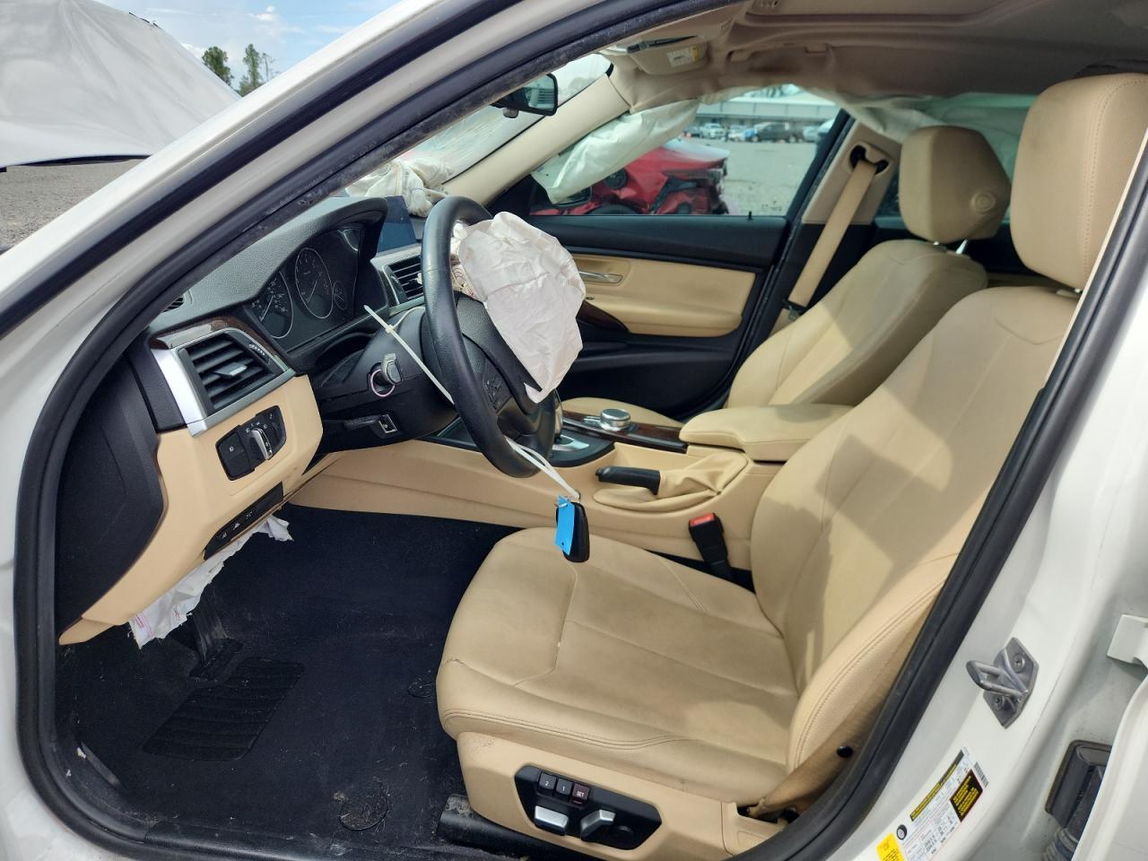 2018 BMW 320 I - zdjęcie 7