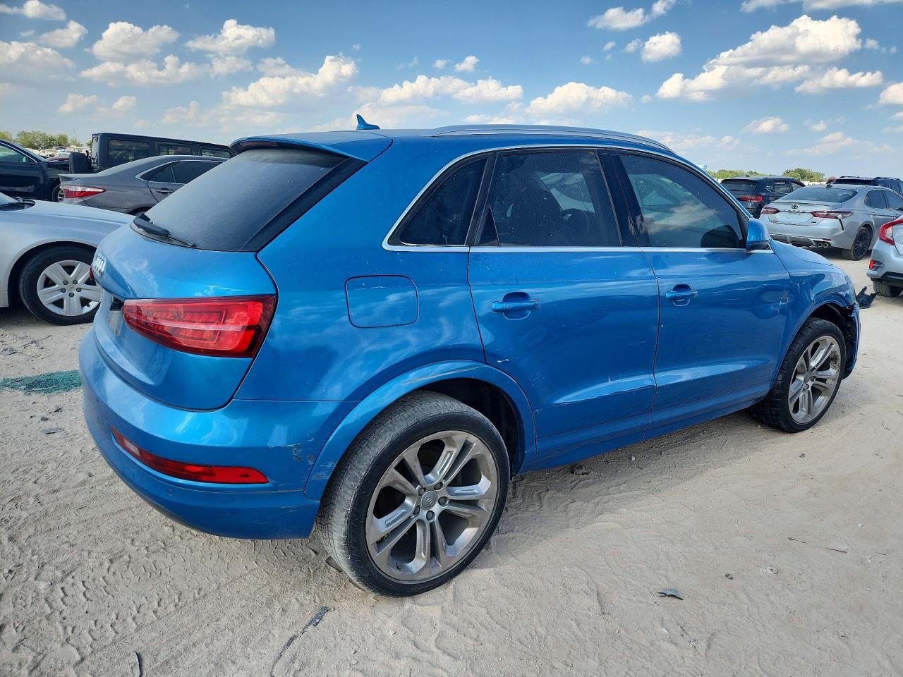 2016 Audi Q3 Premium Plus - zdjęcie 3