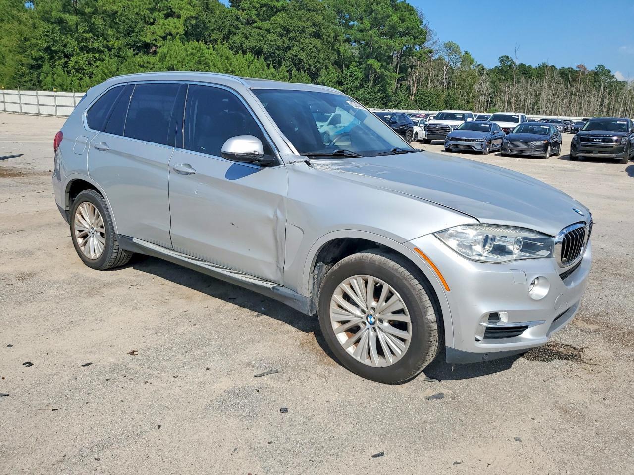 2016 BMW X5 xDrive35I - zdjęcie 4