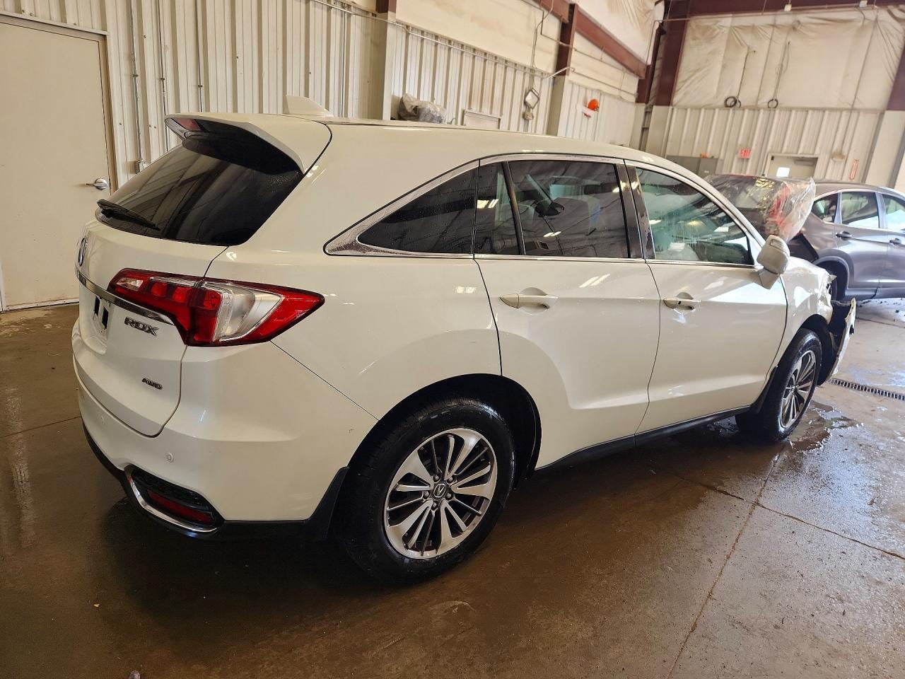 2017 Acura Rdx Advance - zdjęcie 3