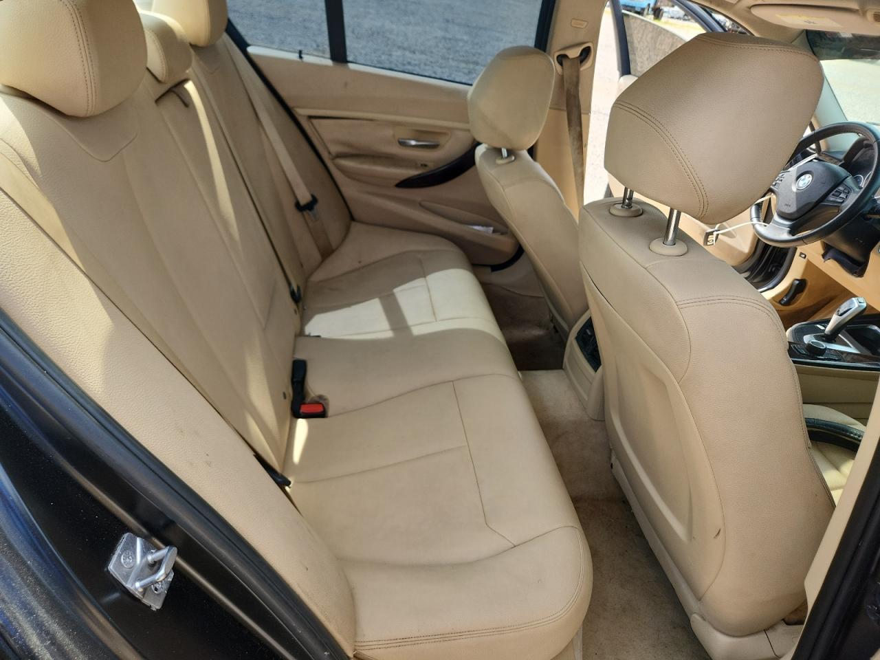 2013 BMW 320 I xDrive - zdjęcie 10