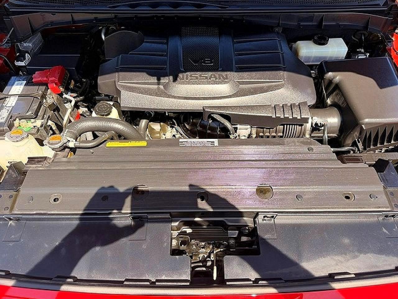 2022 Nissan Titan Sv - zdjęcie 14