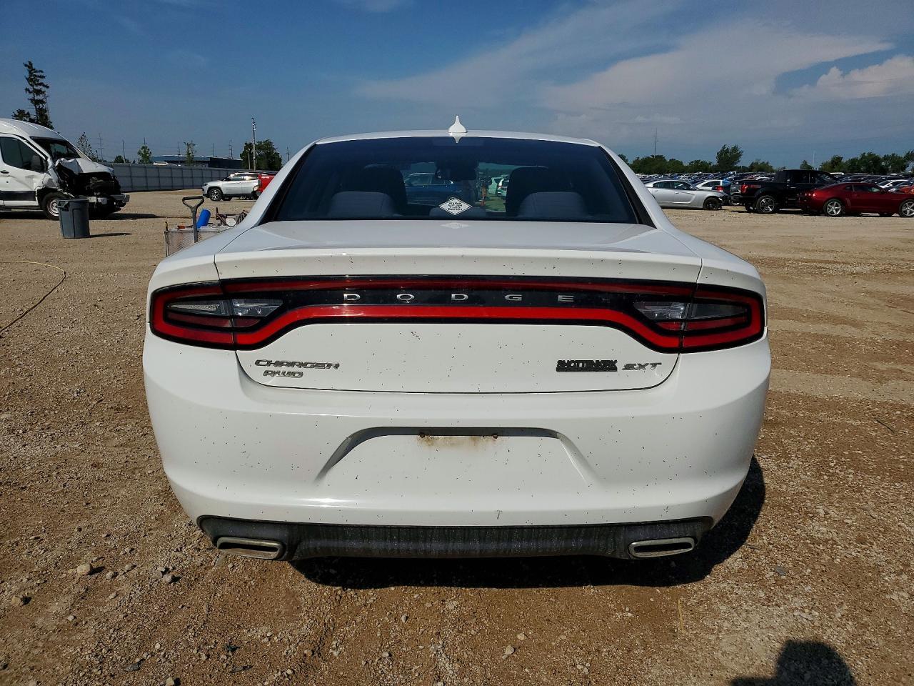 2016 Dodge Charger Sxt - zdjęcie 6