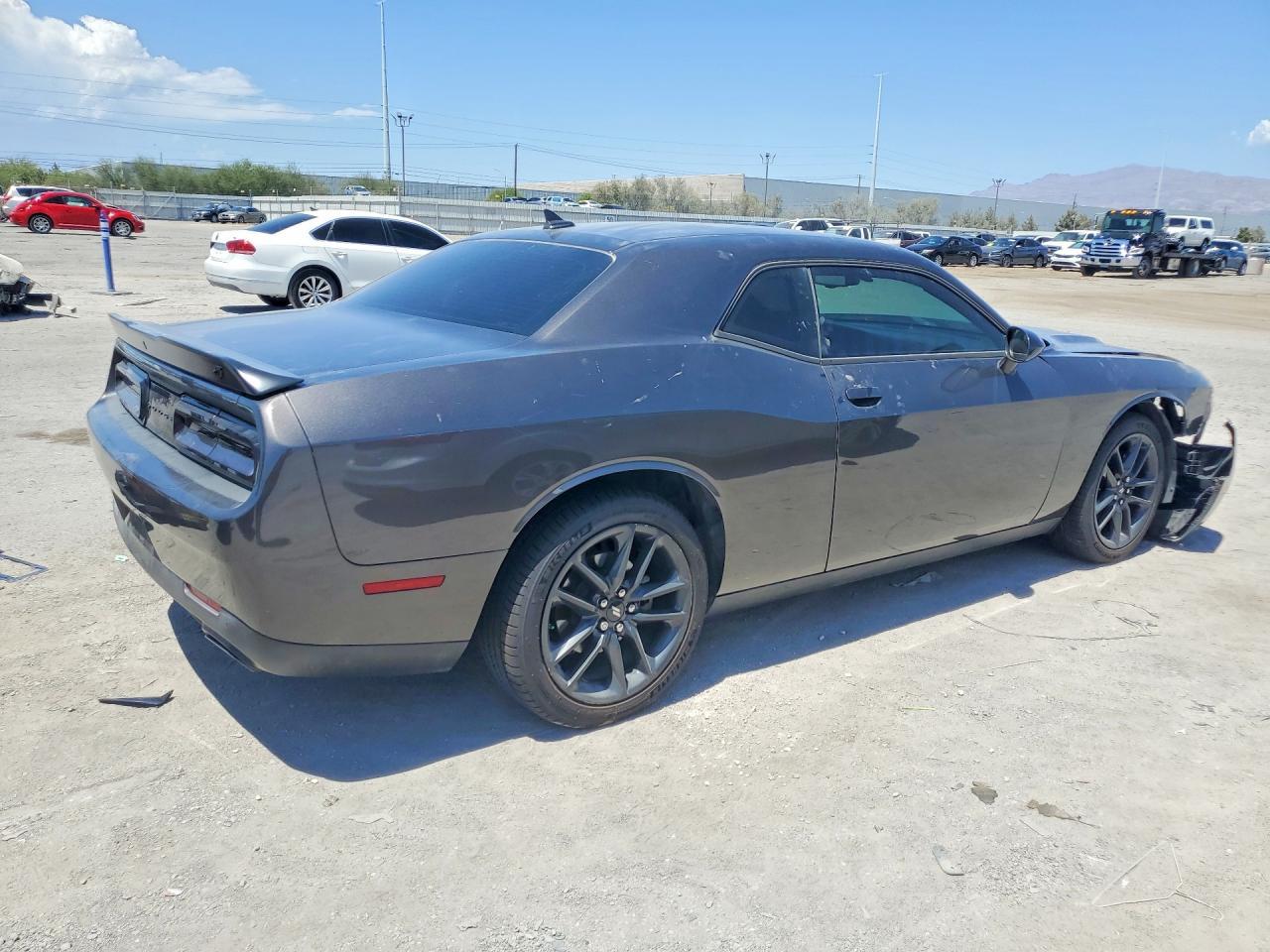 2023 Dodge Challenger Sxt - zdjęcie 3