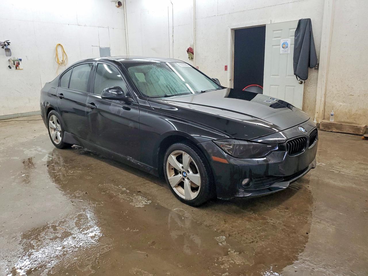 2014 BMW 320 I - zdjęcie 4