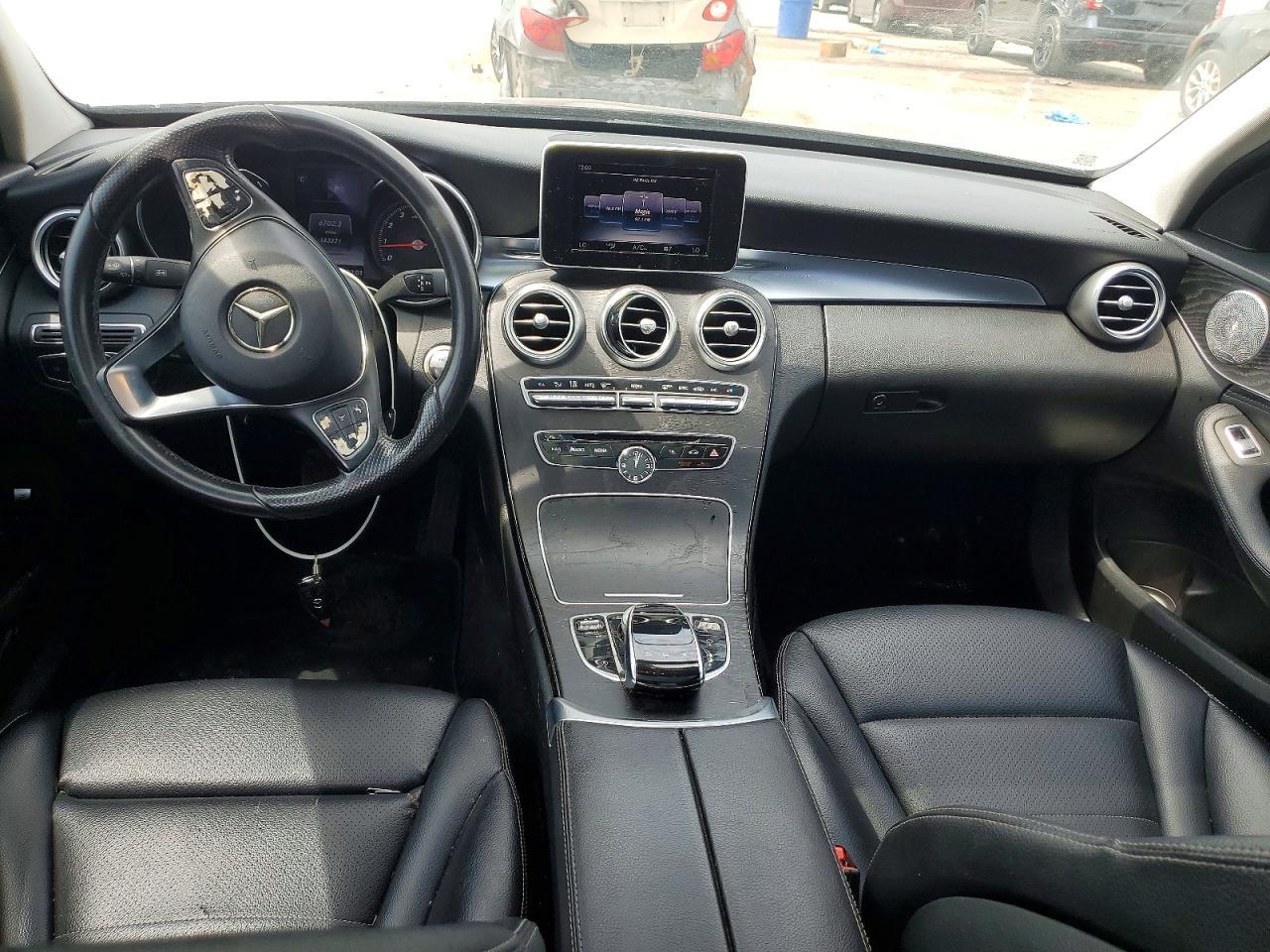 2015 Mercedes-Benz C 300 4Matic - zdjęcie 8