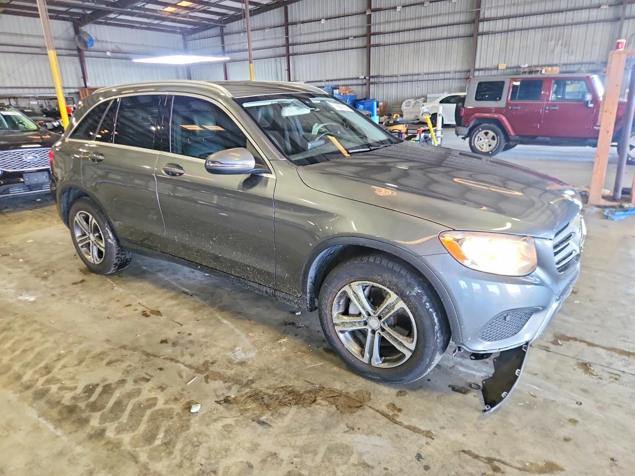 2016 Mercedes-Benz Glc 300 - zdjęcie 4